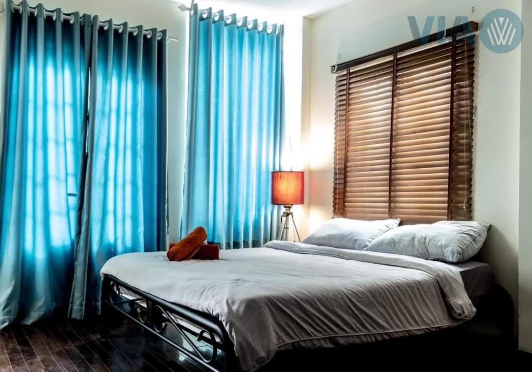 Phuc Loc 1 Bed & Breakfast *